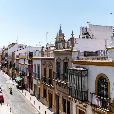 Holi-Rent Pureza Apartment Seville Exterior photo
